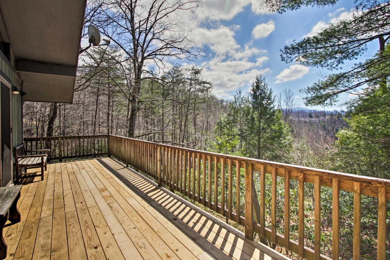 Quiet Cabin With Mountain Views About 3 Mi To Gatlinburg Εξωτερικό φωτογραφία